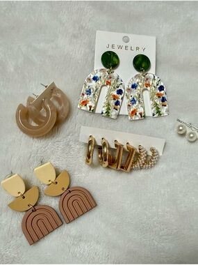 NEW Bundle of New Earrings